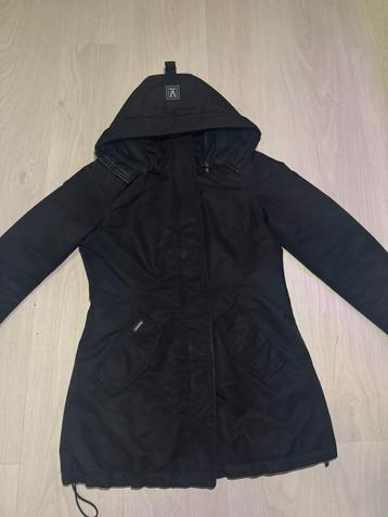 Winterjas versano xs  beschikbaar voor biedingen