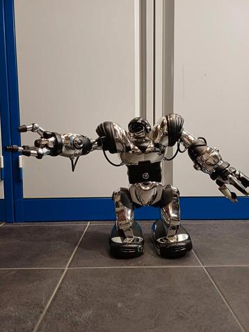 Robot sapiens X  beschikbaar voor biedingen