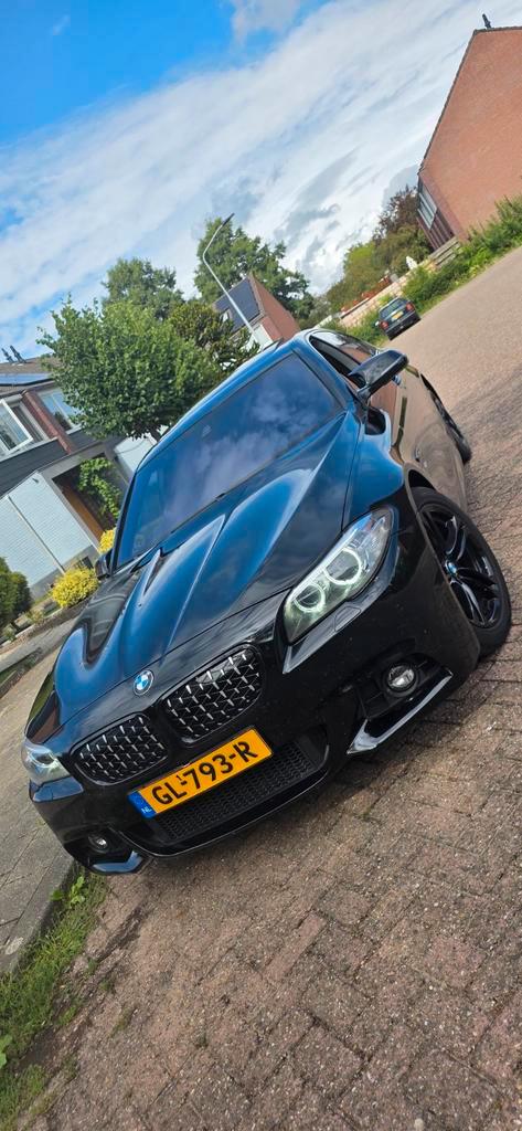 BMW 5-Serie 2.0 520 AUT 2015 Zwart, Auto's, BMW, Particulier, 5-Serie, 360° camera, ABS, Achteruitrijcamera, Adaptieve lichten