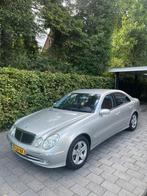 Mercedes-Benz E-Klasse 2.6 E240 Sedan Avantgarde, Auto's, Achterwielaandrijving, Zwart, 2597 cc, 1505 kg