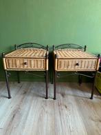 Twee vintage nachtkastjes riet/ rotan met metaal, Huis en Inrichting, Slaapkamer | Nachtkastjes, Ophalen of Verzenden, Zo goed als nieuw