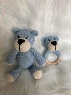 Blauw beren setje knuffel en rammelaar nieuw handgemaakt, Ophalen of Verzenden, Nieuw