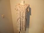 Marccain jurk speelse tijger print wit kleur print N4/40