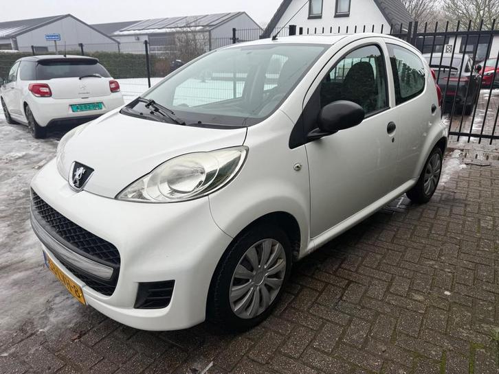 Peugeot 107 1.0-12V XR Wit 5-Deurs 2010 NL auto, Auto's, Peugeot, Bedrijf, Te koop, ABS, Airbags, Startonderbreker, Benzine, Euro 4