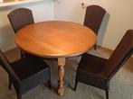 Massief houten tafel met 4 stoelen, Huis en Inrichting, Tafels | Eettafels, Ophalen, Zo goed als nieuw, Vijf personen of meer