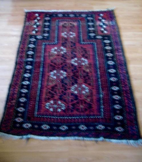 OUD VRIJ ZWAAR PERSISCH  TAPIJTJE, Huis en Inrichting, Stoffering | Tapijten en Kleden, Gebruikt, 50 tot 100 cm, 100 tot 150 cm