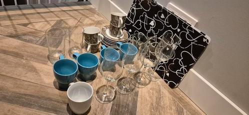Kopjes, glazen, mokken, Huis en Inrichting, Keuken | Servies, Gebruikt, Kop(pen) en/of Schotel(s), Overige stijlen, Glas, Ophalen