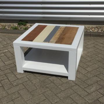 Duurzaam geproduceerde salontafels maatwerk sloophout scrap beschikbaar voor biedingen