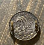 Bewerkte munt Joris en de draak, Ophalen of Verzenden, Overige materialen, Buitenland