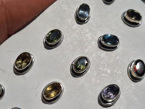 925 zilveren oorbellen / oorknopjes met peridot - Vanoli, Sieraden, Tassen en Uiterlijk, Oorbellen, Nieuw, Knopjes of Stekers