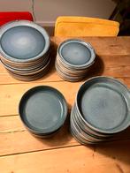 Servies 12 delig zgan, Ophalen, Zo goed als nieuw, Bord(en), Overige stijlen