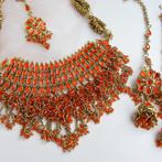 Indiase bollywood set, ketting, oorbellen tikka met oranje, Sieraden, Tassen en Uiterlijk, Kettingen, Nieuw, Met edelsteen, Overige materialen