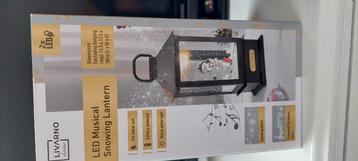 Kerst sneeuw lantaarn  beschikbaar voor biedingen