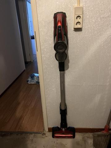 Philips Speedpro Max Steelstofzuiger (XC7043/01) beschikbaar voor biedingen