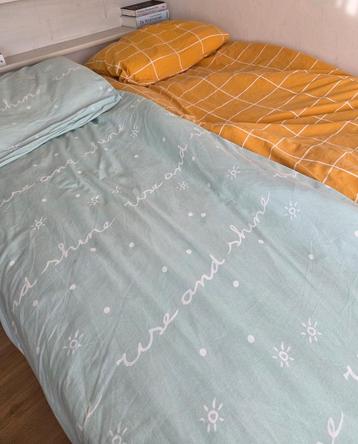 2 eenpersoons dekbedovertrekken, 100% katoen. beschikbaar voor biedingen