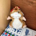 AH hamster jongen met pet knuffel 17 cm groot, Ophalen of Verzenden