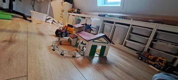 Playmobil boerderij 70135 met extra’s beschikbaar voor biedingen