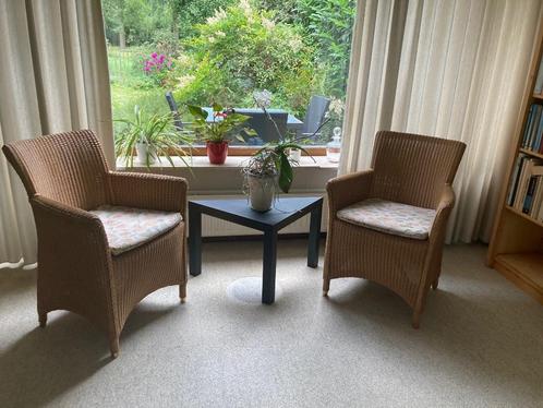 Rieten eetkamerstoelen (2) met losse kussens, Huis en Inrichting, Stoelen, Gebruikt, Twee, Riet of Rotan, Overige kleuren, Ophalen