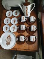 het beroemde Mitterteich Klokkenservies/gebakstel. Alle on-, Huis en Inrichting, Keuken | Servies, Ophalen of Verzenden, Zo goed als nieuw