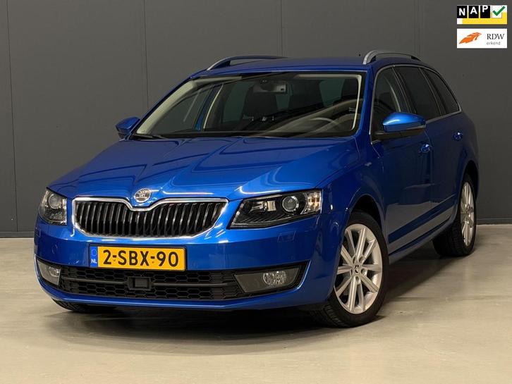 Skoda Octavia Combi 1.2 TSI Greentech Elegance Businessline, Auto's, Skoda, Bedrijf, Te koop, Octavia, ABS, Airbags, Airconditioning