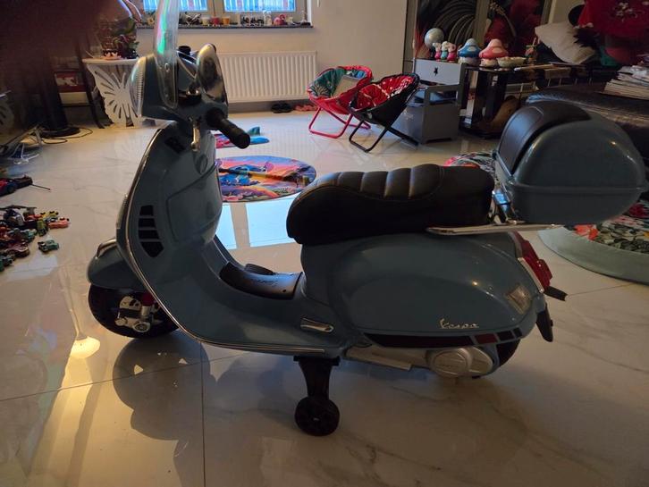 Elektrische Vespa Scooter voor Kinderen, Kinderen en Baby's, Speelgoed | Buiten | Accuvoertuigen, Gebruikt, Ophalen