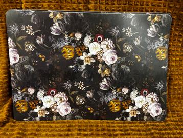 6x Onderleggers met Bloemenprint beschikbaar voor biedingen