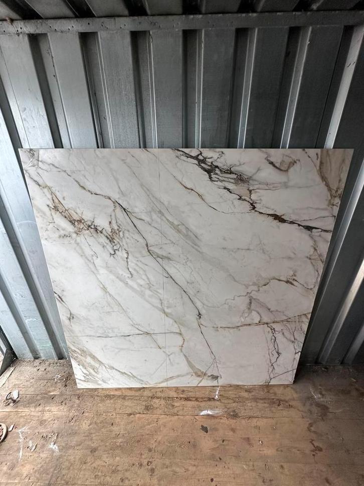 Marmerlook tegel 150 x 150 cm, Doe-het-zelf en Verbouw, Tegels, Nieuw, Keramiek, 60 cm of meer, 60 cm of meer, Minder dan 5 m²
