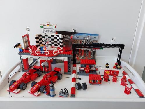 Lego Racers Ferrari 8672 Ferrari Finish Line, Kinderen en Baby's, Speelgoed | Duplo en Lego, Gebruikt, Lego, Complete set, Ophalen of Verzenden