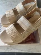 Mooie sandaal, Beige, Zo goed als nieuw, Levi’s, Sandalen of Muiltjes