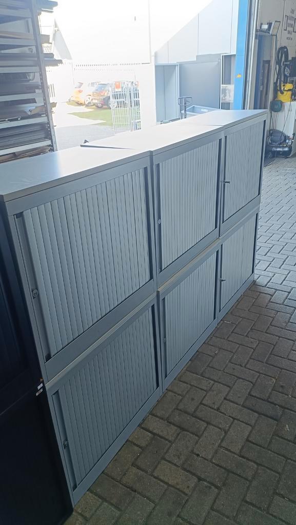 Nette kleine metalen roldeurkasten, archiefkasten, Huis en Inrichting, Kasten | Roldeurkasten en Archiefkasten, Gebruikt, Minder dan 100 cm
