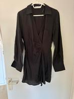 Leuke jurk van Zara, S, zwart, in prima staat, Ophalen of Verzenden, Zo goed als nieuw, Zwart, Boven de knie