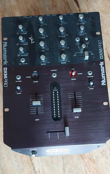 Numark DMXPro battlemixer DJ mixer beschikbaar voor biedingen
