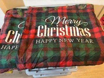 2 kussenhoezen kerst beschikbaar voor biedingen