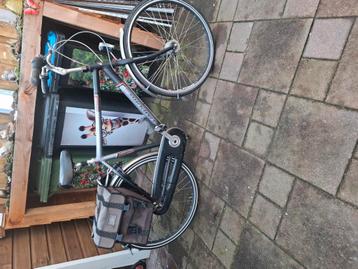 28 inch heren fiets  beschikbaar voor biedingen