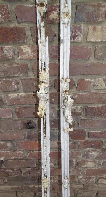 2 maal espagnolet antieke raamsluiting beschikbaar voor biedingen