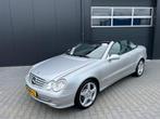 Mercedes-Benz CLK-klasse Cabrio 240 Elegance, Auto's, Mercedes-Benz, Airconditioning, Origineel Nederlands, Te koop, Zilver of Grijs