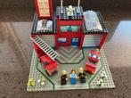 Lego oude brandweerkazerne 6385, Ophalen of Verzenden, Zo goed als nieuw, Poppenhuis