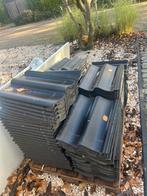 Vrijwel nieuwe dakpannen. S pan nelskamp circa 100, Doe-het-zelf en Verbouw, Dakpannen en Dakbedekking, Ophalen, Steen of Klei