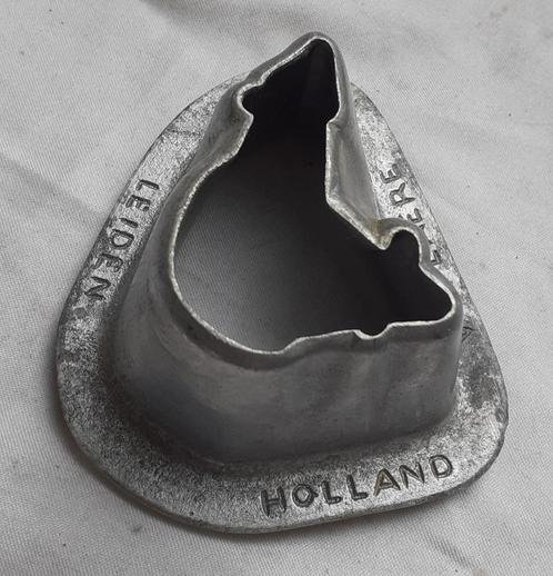 Oude Marsepeinvorm: IJSBEER  (Van Laere Leiden Holland), Antiek en Kunst, Curiosa en Brocante, Ophalen of Verzenden