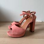 Koraal roze blokhakken, Ophalen of Verzenden, Zo goed als nieuw, Roze, Pumps