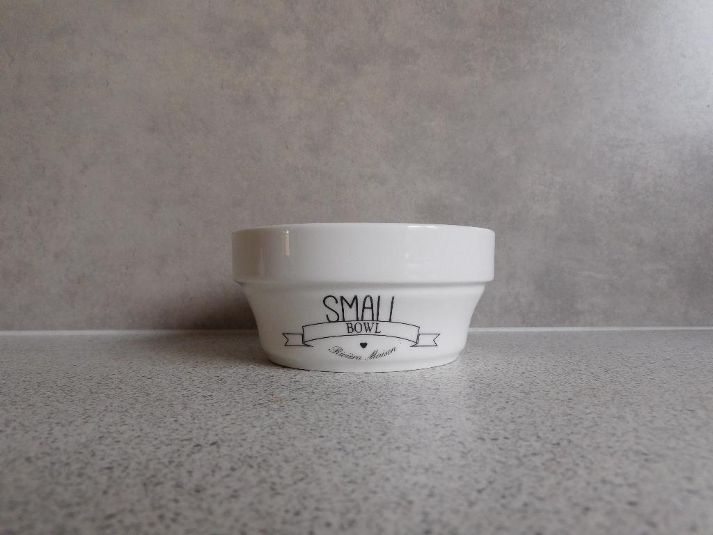 Kom 11 cm. Small Bowl  Rivièra Maison, Ophalen of Verzenden, Zo goed als nieuw, Kom(men), Overige stijlen