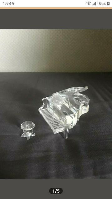 Swarovski piano/vleugel beschikbaar voor biedingen