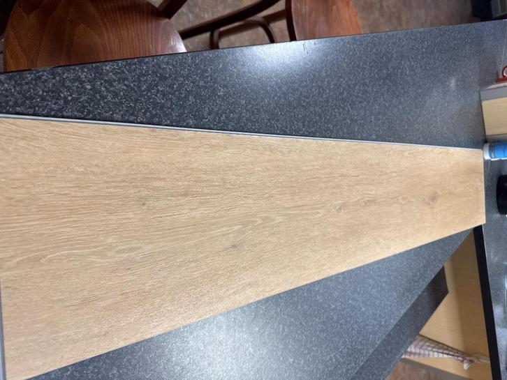 RESTANT 30,00 mtr/2 KLICK PVC LICHT EIKEN LEGKLAAR, Huis en Inrichting, Stoffering | Vloerbedekking, Nieuw, Beige, Bruin, 25 tot 50 m²
