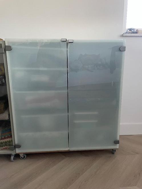 1 unieke IKEA Ivar kast met glazen deuren 80cmx82cmx29cm, Huis en Inrichting, Kasten | Stellingkasten, Gebruikt, Ophalen