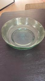 Grote groene glazen fruitschaal, Ophalen of Verzenden, Zo goed als nieuw, Rond, Glas