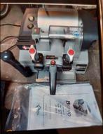 Mooie Silca Bravo sleutelmachine en Defu sleutelmachine