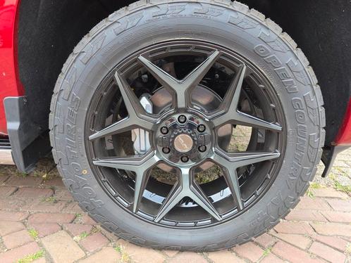 4play Vp06 Black Chrome 22 inch met 4 x band Dodge/Chevy NW, Auto diversen, Autosport-onderdelen, Ophalen