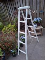 Decoratieve trap voor bijv. In tuin (Tilburg), Ophalen, Zo goed als nieuw
