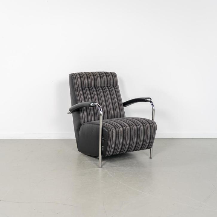 2x Leolux Scylla Fauteuil Hoog Gestreept Stof - Zwart Leer, Huis en Inrichting, Fauteuils, Zo goed als nieuw, Leer, Metaal, Stof