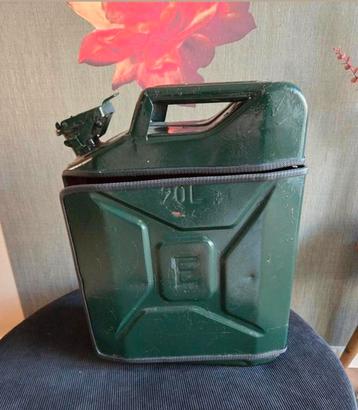 Vintage Jerrycan minibar  beschikbaar voor biedingen